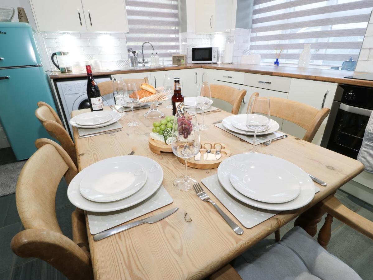 The Coach House Villa แบรดฟอร์ด ภายนอก รูปภาพ