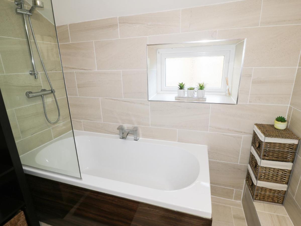 The Coach House Villa แบรดฟอร์ด ภายนอก รูปภาพ